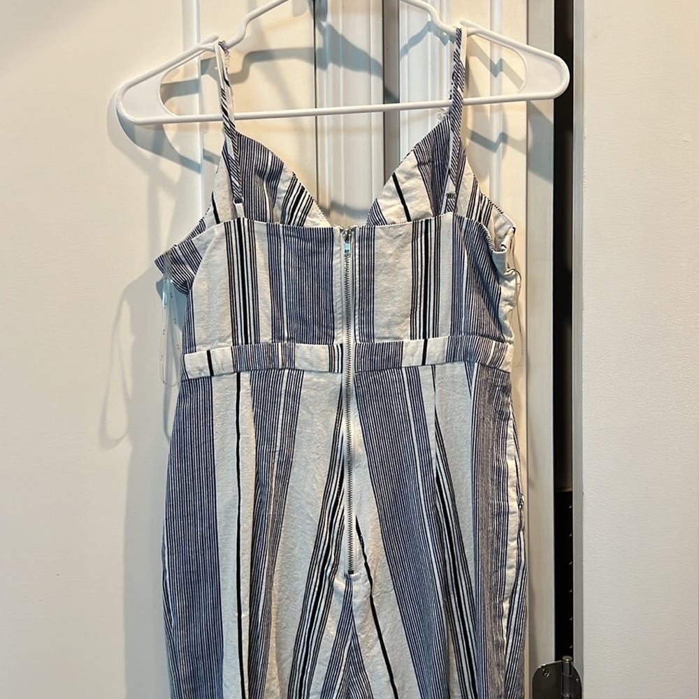Jumpsuit - Picture 4 of 4